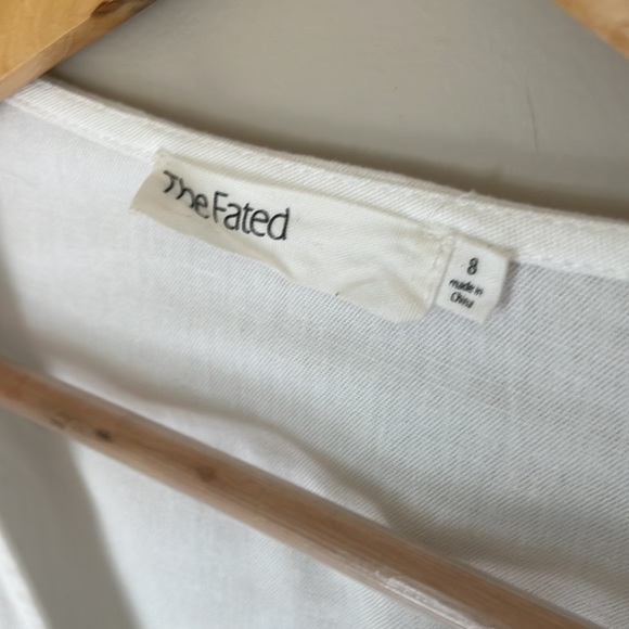 White wrap top by The Fated size 4 - Picture 6 of 7